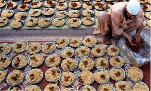 8 ALASAN HARUS DERMAWAN DI BULAN RAMADHAN