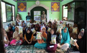 bantuan pangan untuk kampung cinangneng