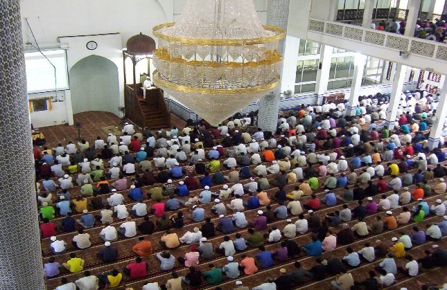 Sholat Jum'at - www.mutiarasurga.org